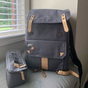 Vinta Travel Backpack